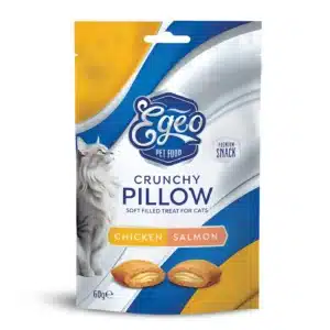 Snack crocant pentru pisici adulte cu pui și somon